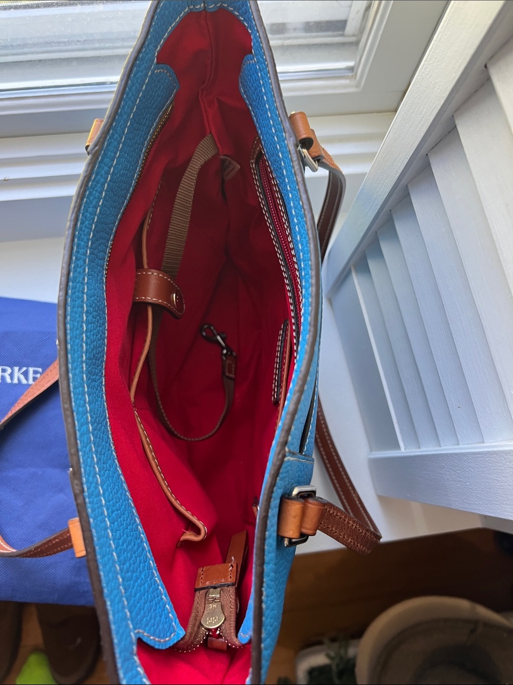 Dooney & Bourke Blue Leather Lexington  Tote with Brown Straps-NEW.  Nwot - Picture 2 of 5